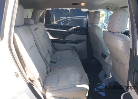 2015 Toyota Highlander Le Plus V6 из США, поврежденный, VIN 5TDBKRFH5FS079384